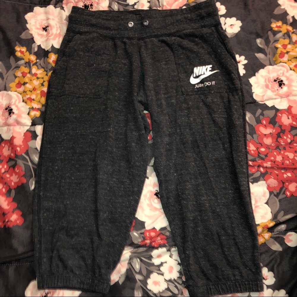 Nike Capri Sweat Pants